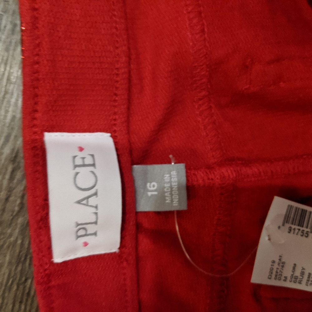 Red pants - Picture 3 of 4
